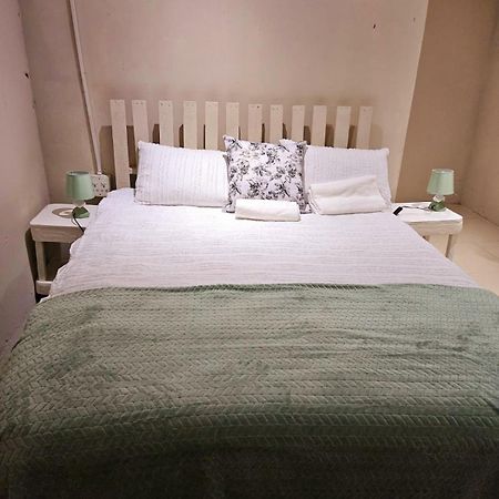 Softlife Guest House Ulundi Екстериор снимка
