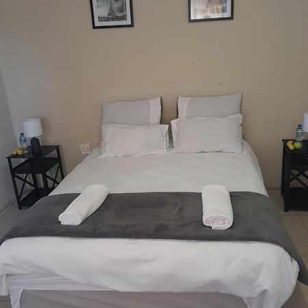 Softlife Guest House Ulundi Екстериор снимка